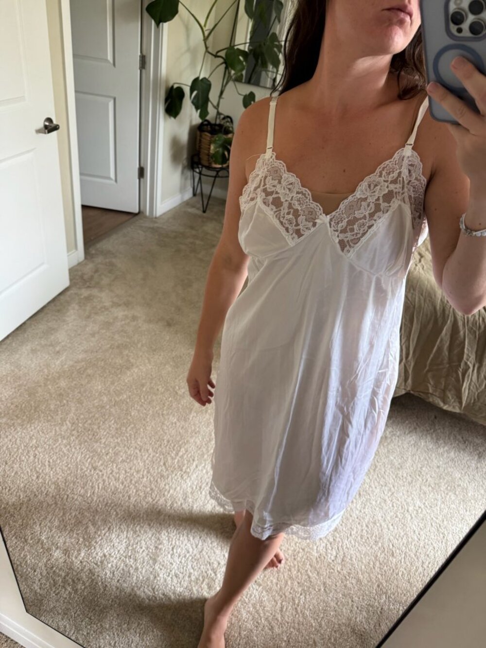 Vintage White Nightgown Slip with Lace Detailing Size XL - Picture 3 of 5